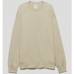 Aritzia TNA Airy Fleece Boyfriend Crew
Sweatshirt - Size M - EUC